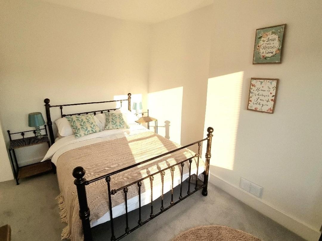 Вілла Hill View Abertillery Екстер'єр фото